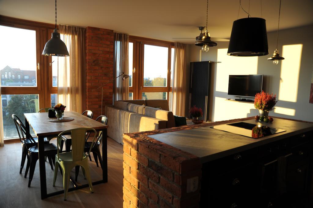 Staywin Riverfront Lofts Gdańsk Rum bild