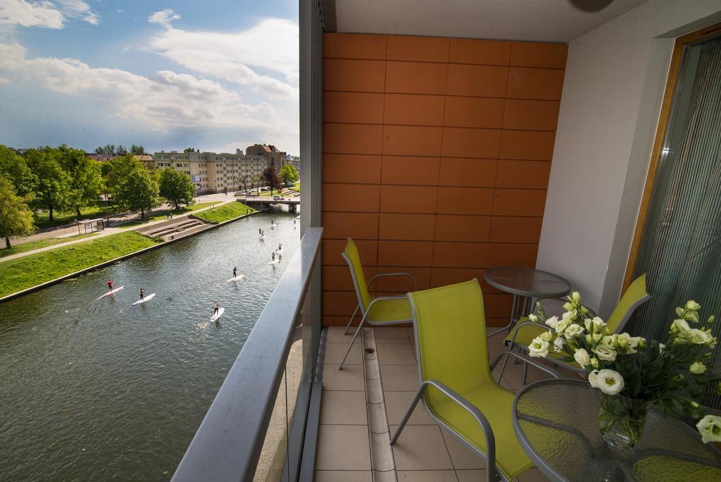 Staywin Riverfront Lofts Gdańsk Exteriör bild